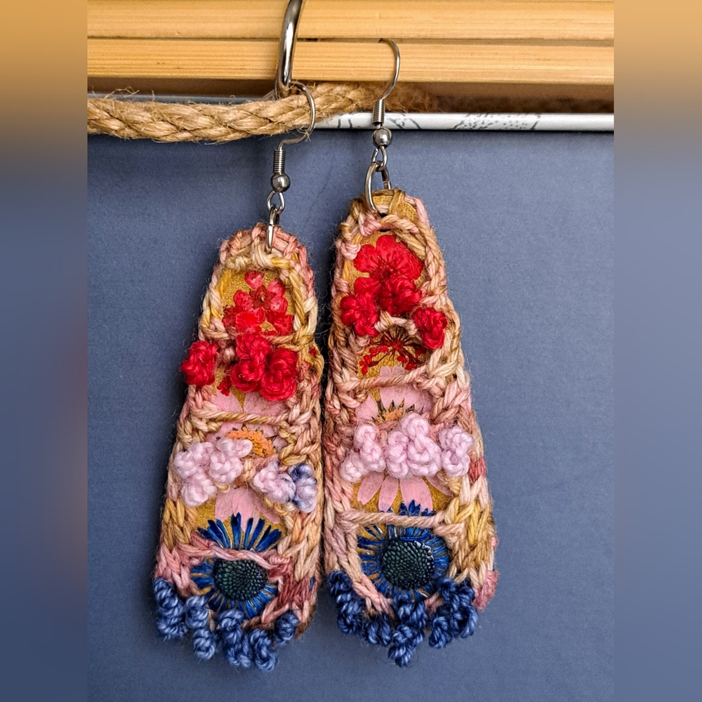 Teardrop Hand Knitted and Embroidered Earrings with Dry Flowers Colorful Cotton - Picture 1 of 16